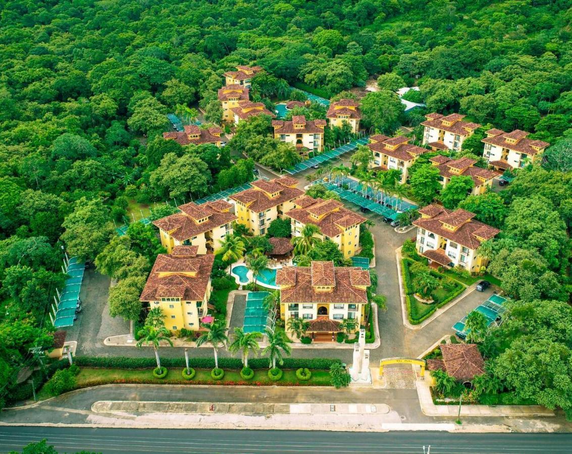The Oaks Tamarindo Pool Front Condominiums Fast Wifi Exterior photo